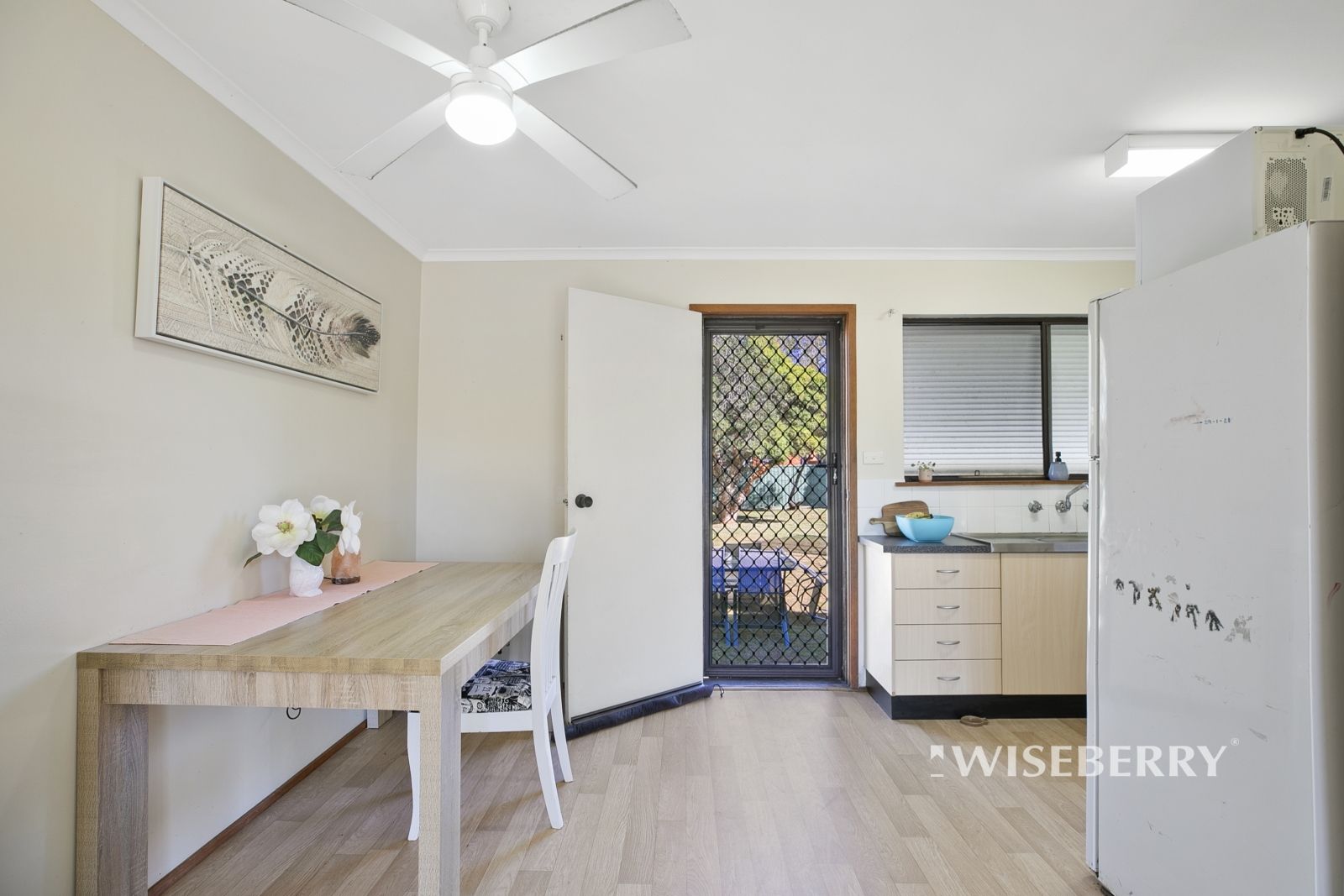 14 Georgina Avenue, Gorokan NSW 2263, Image 2