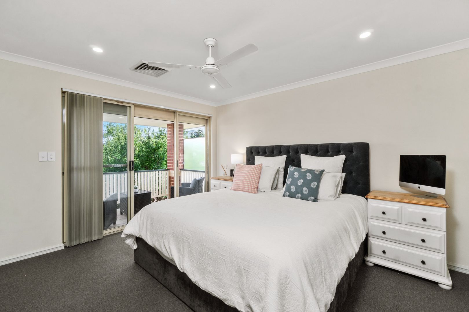 2/62 Golf View Street, Yokine WA 6060, Image 1