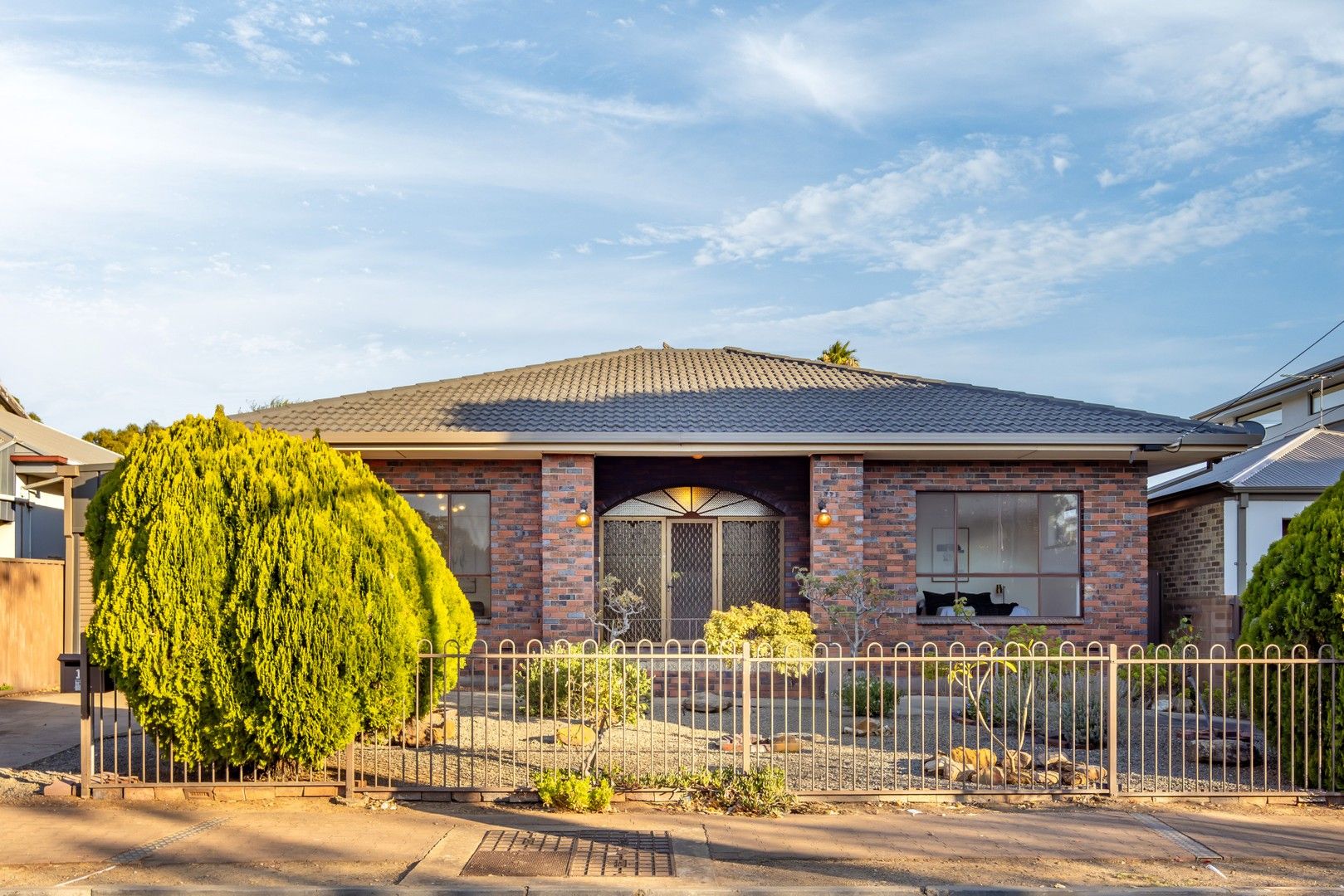 1A Young Street, Seacliff SA 5049 Domain