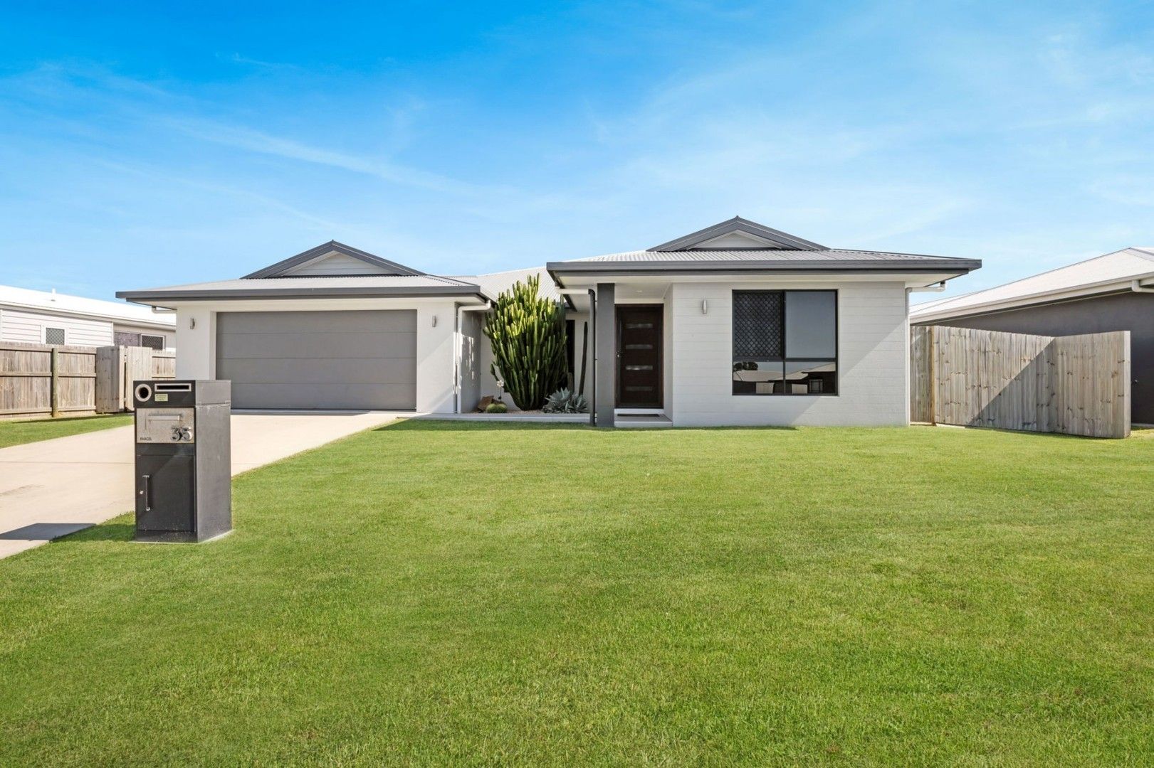 35 Primavera Blvd, Beaconsfield QLD 4740, Image 0