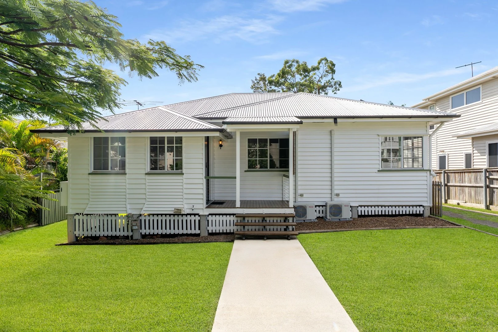 14 Gorban Street, Holland Park QLD 4121