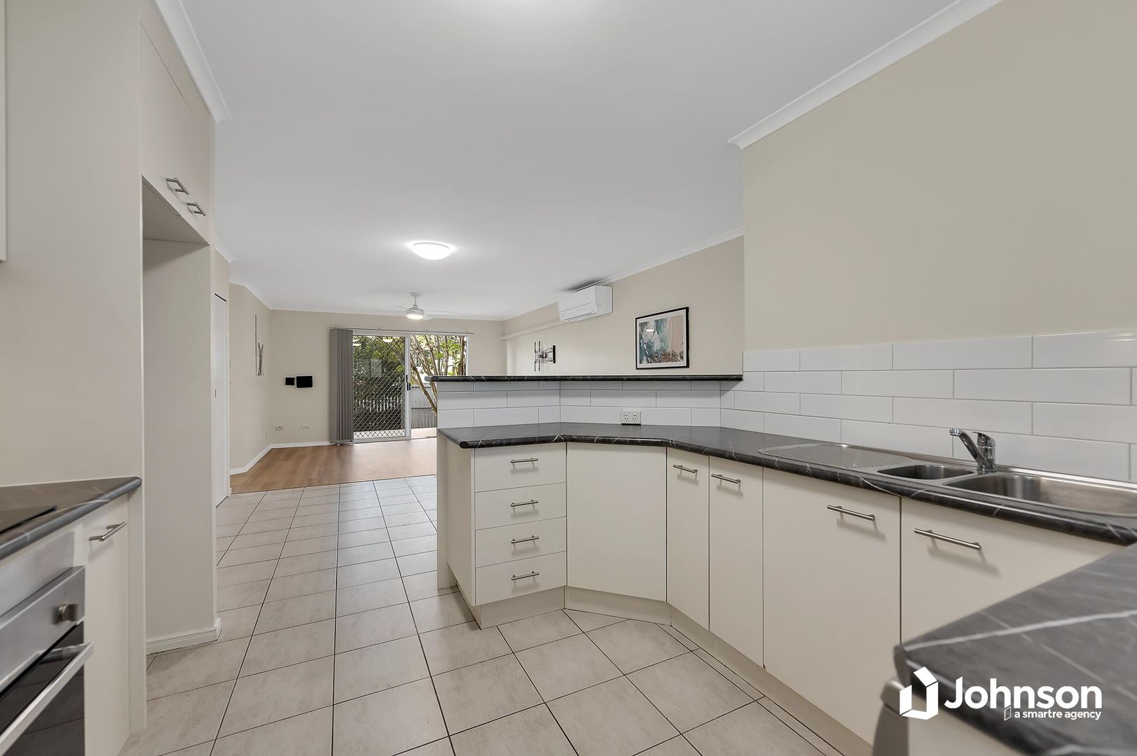 2/27 Norman Drive, Chermside QLD 4032, Image 2