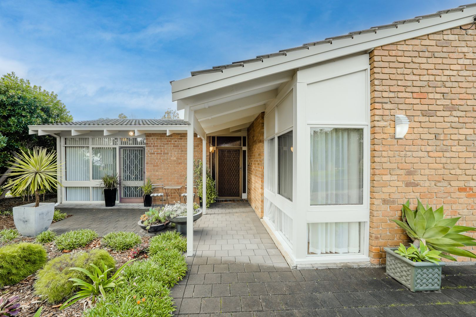 1 Silverdale Crescent, Bellevue Heights SA 5050, Image 1