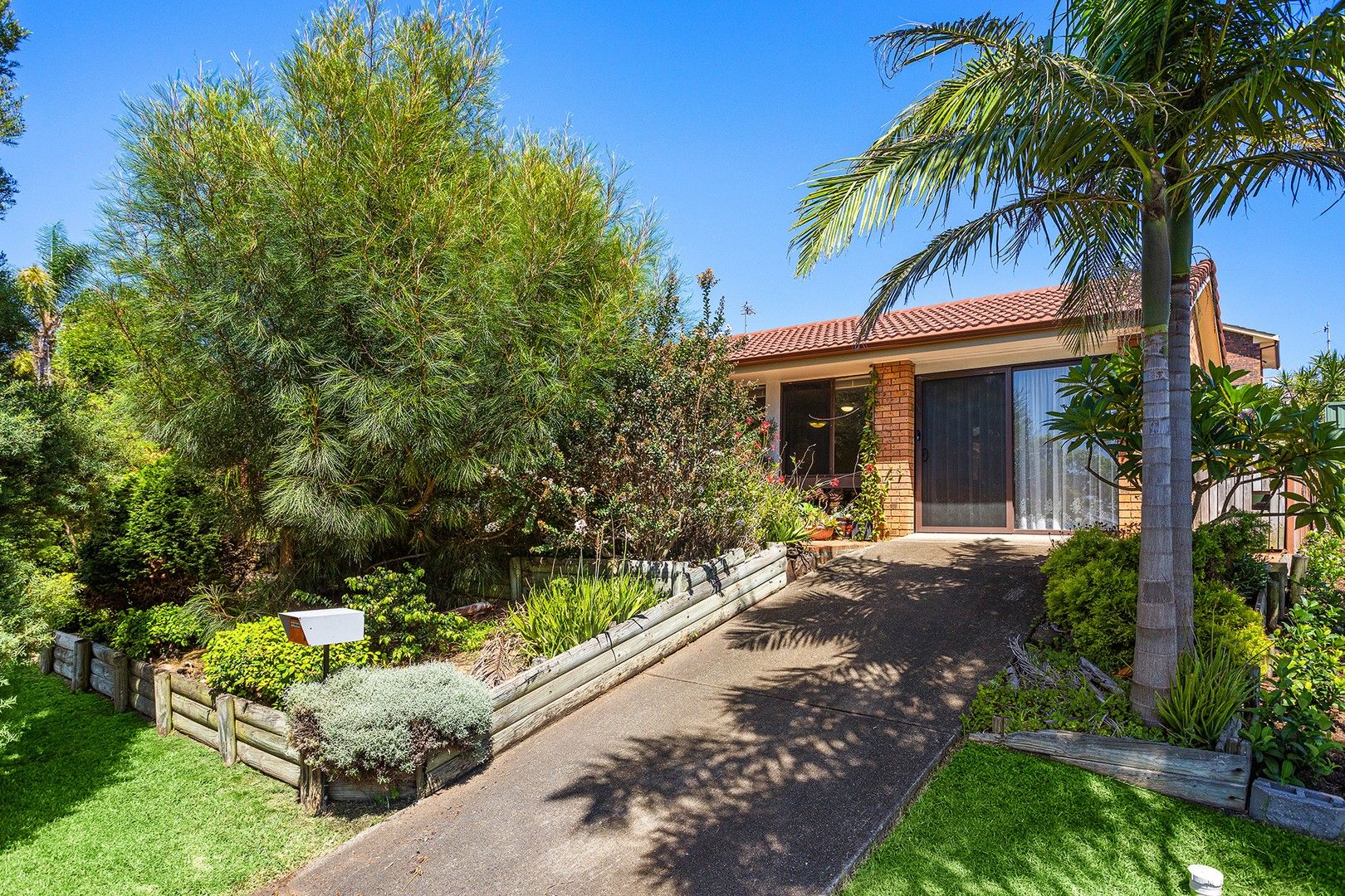 1 Bywong Close, Shellharbour NSW 2529, Image 0