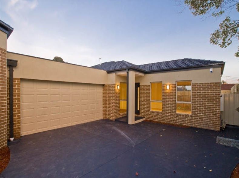 3 bedrooms Apartment / Unit / Flat in 16a Lynne Street DONVALE VIC, 3111