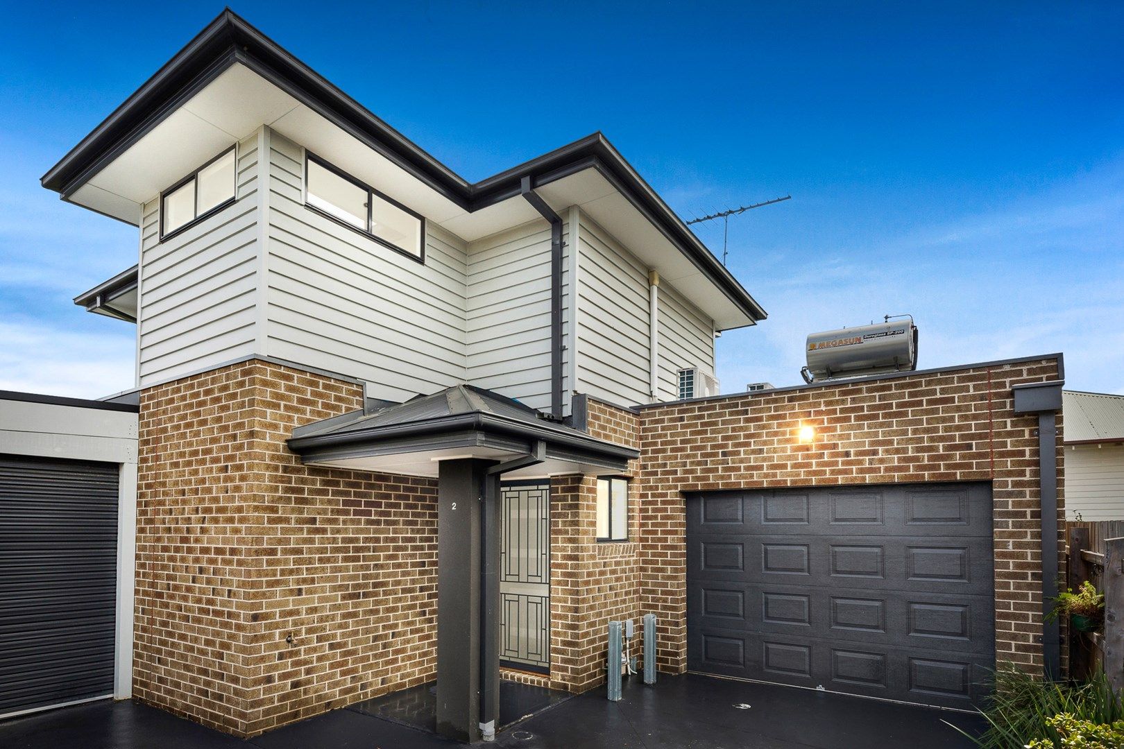 2/198 Gower Street, Preston VIC 3072, Image 0