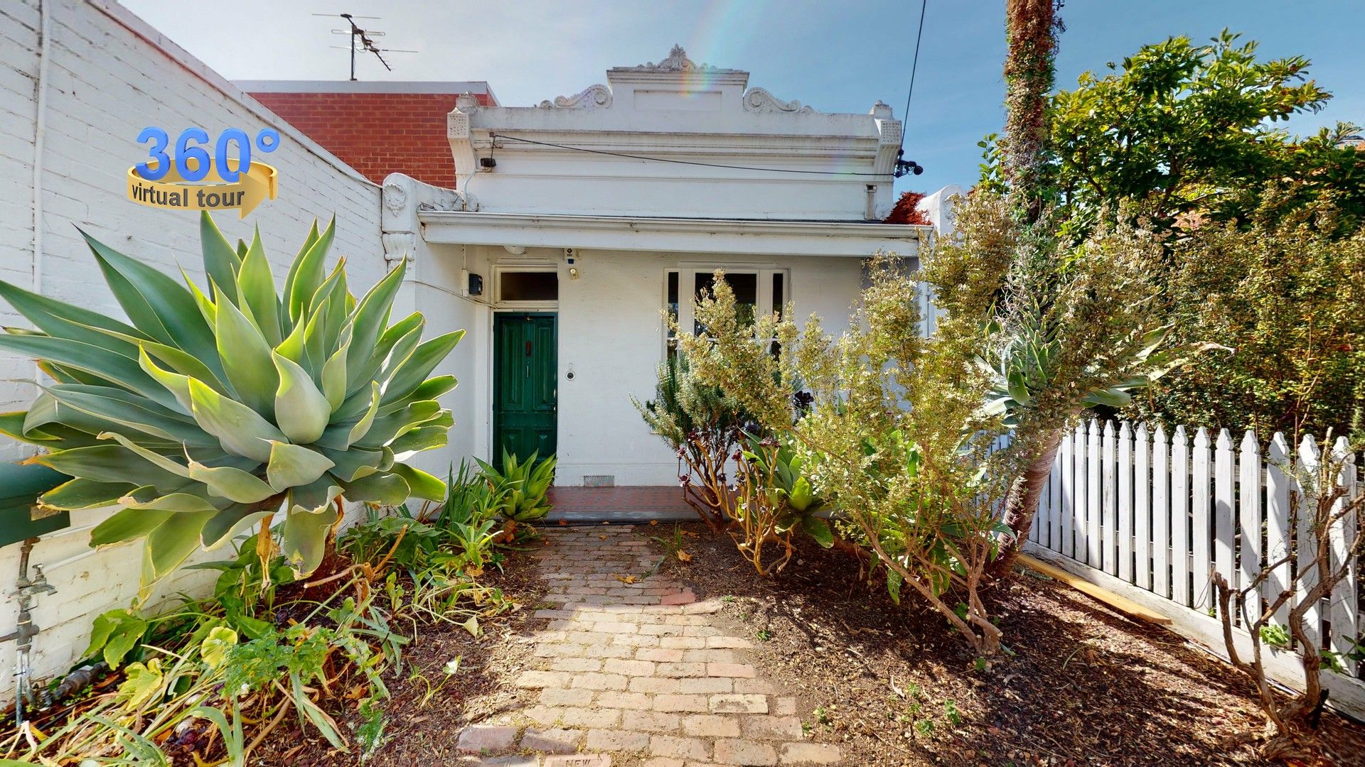 3 bedrooms House in 126 Arnold Street PRINCES HILL VIC, 3054