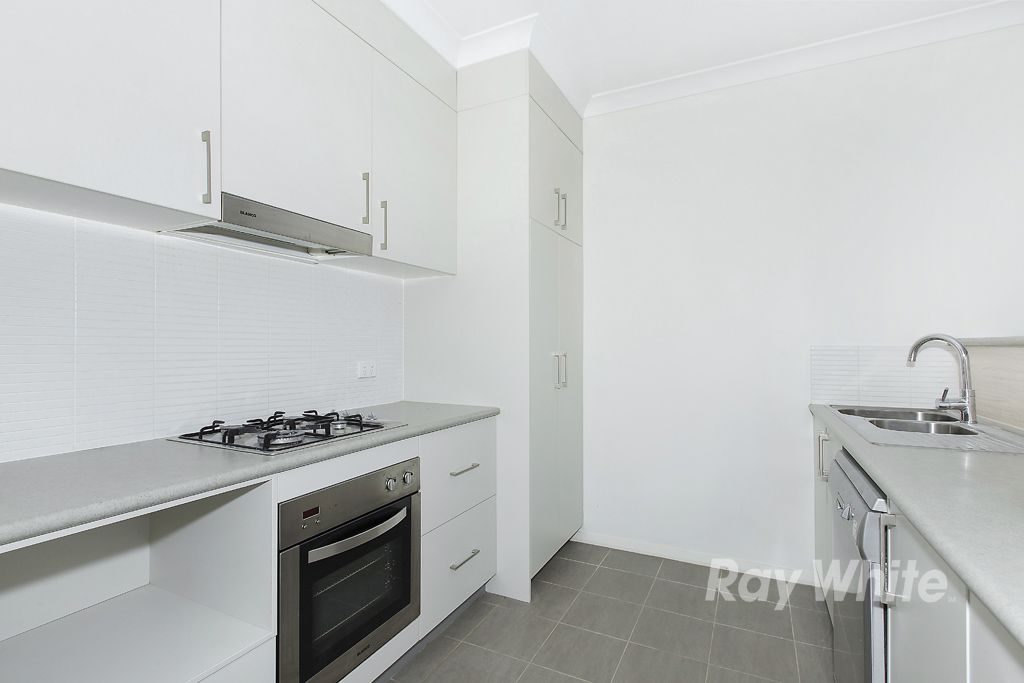 18 Kestrel Circuit, Shortland NSW 2307, Image 1