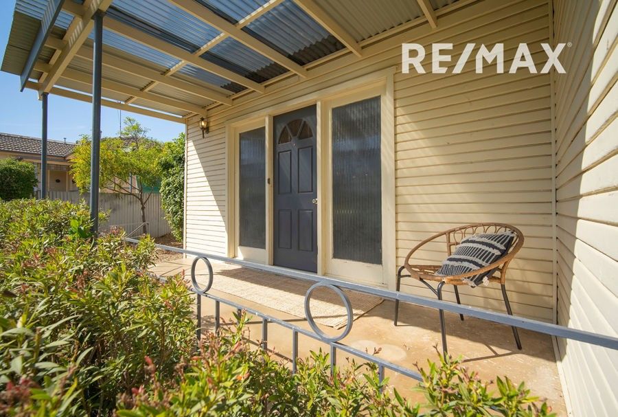 146 Fernleigh Road, Mount Austin NSW 2650, Image 2