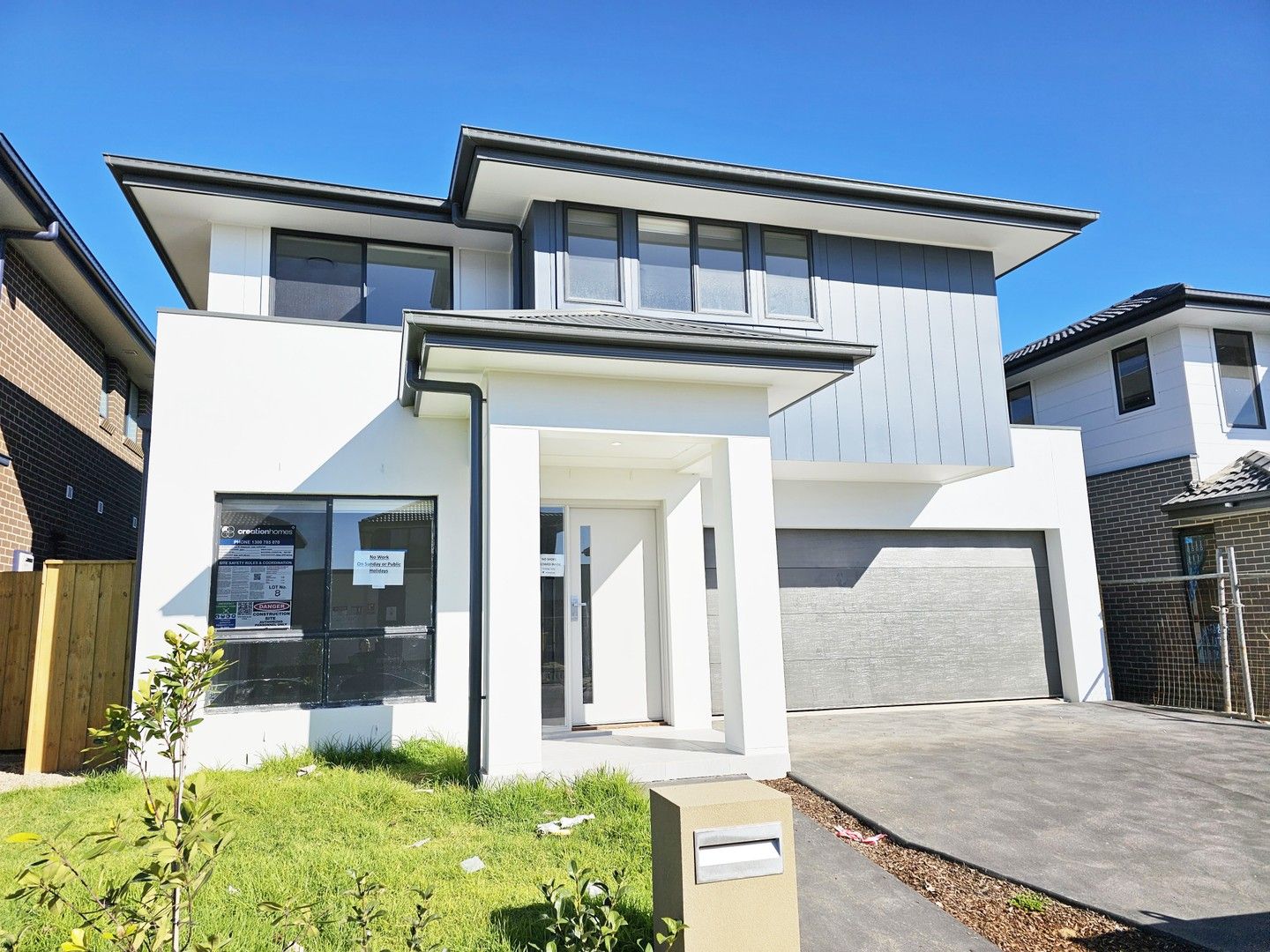 4 bedrooms House in 12 Cascarilla Lane LEPPINGTON NSW, 2179