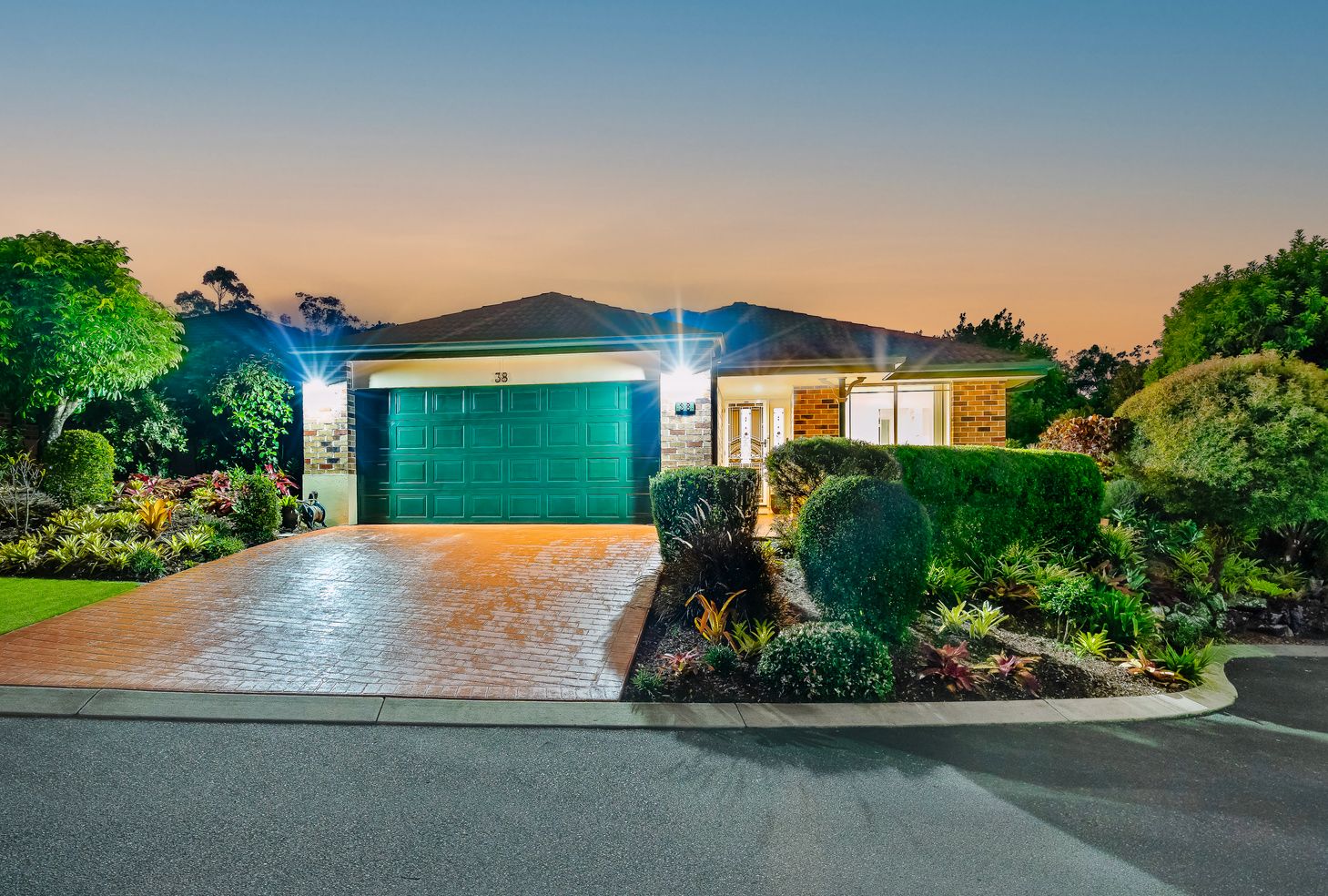 4 bedrooms House in 38/14 Oakmont Street ROBINA QLD, 4226