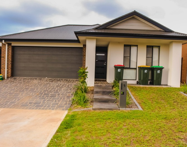 5 Duncombe Avenue, Gledswood Hills NSW 2557