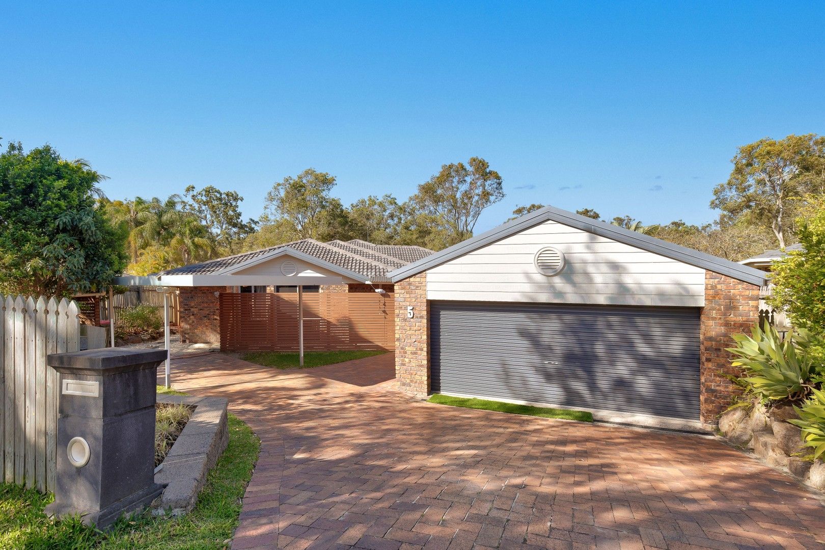 5 Gragin Place, Parkinson QLD 4115, Image 0