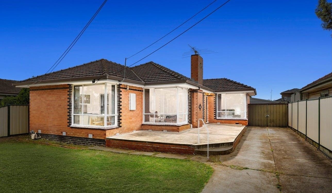 3 bedrooms House in 55 Holt Street ARDEER VIC, 3022