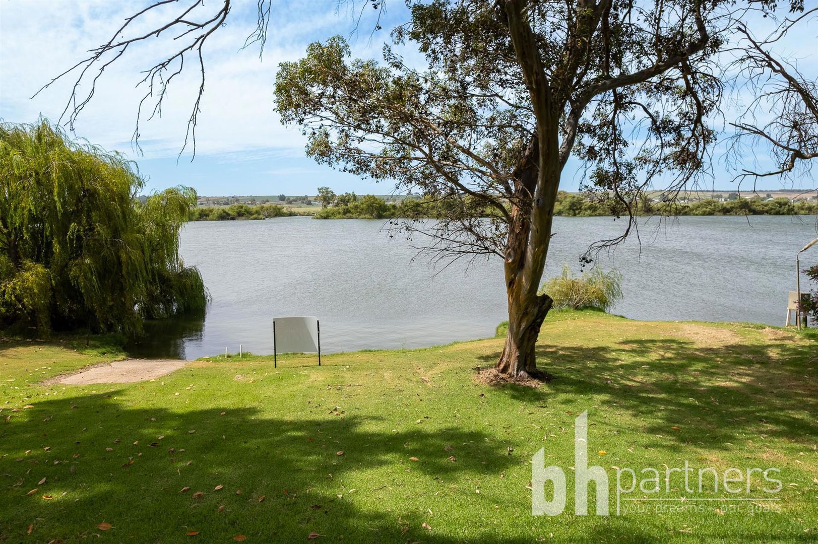 16 & 17 Hann Road, White Sands SA 5253, Image 1