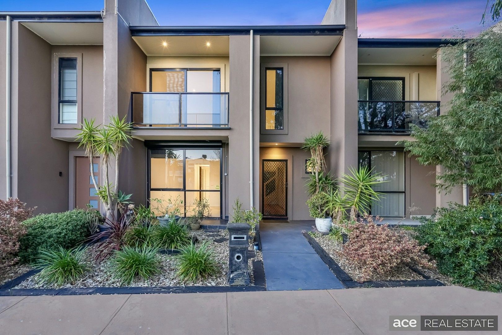 10 Scrubwren Drive, Williams Landing VIC 3027, Image 0