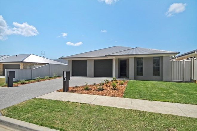 Picture of 35 Lorikeet Drive, TWEED HEADS SOUTH NSW 2486