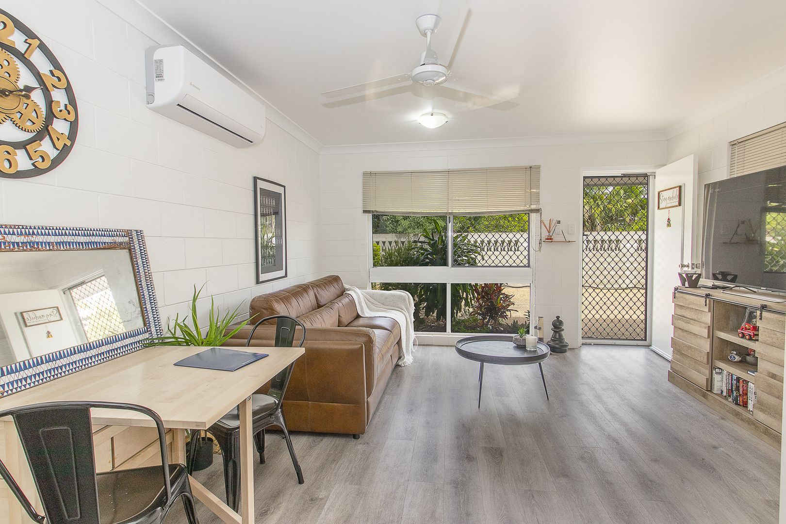 4/57 Ackers Street, Hermit Park QLD 4812, Image 2