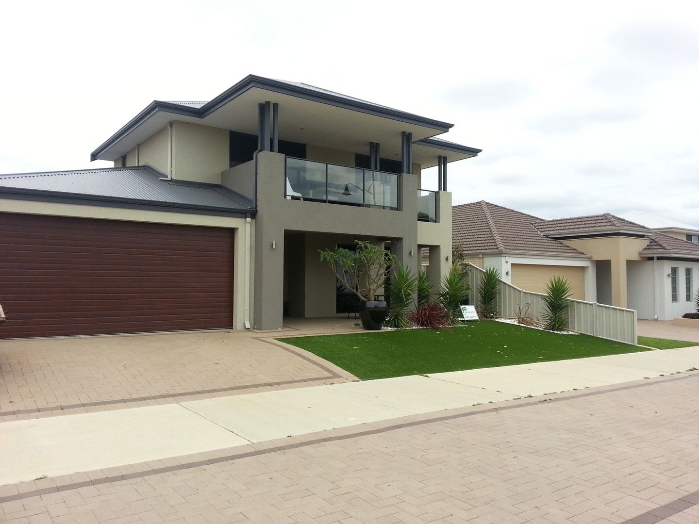 4 bedrooms House in 55 Bluestone Parkway SECRET HARBOUR WA, 6173