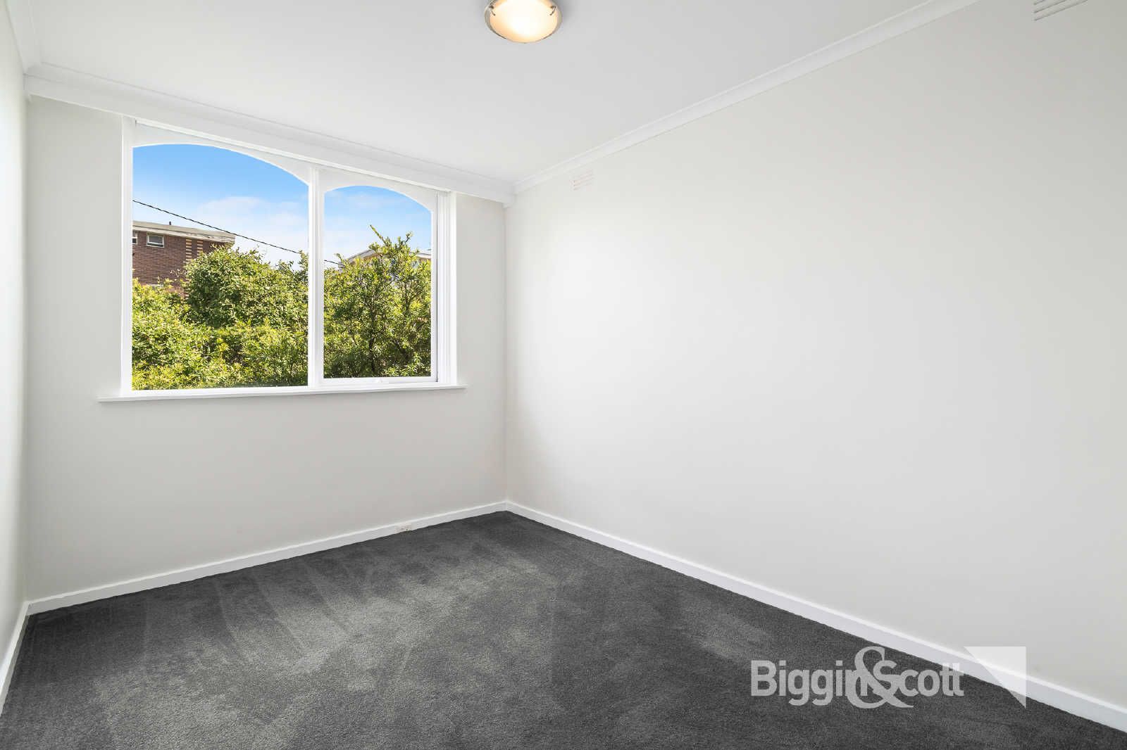 2 bedrooms Apartment / Unit / Flat in 8/9 Adam Street RICHMOND VIC, 3121