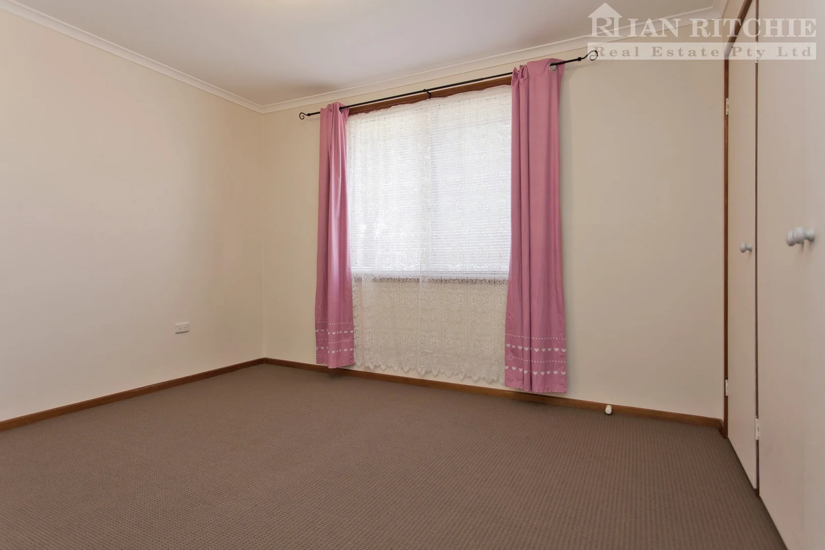 Additional image 5 of 2/480 Kaitlers Road, Lavington NSW 2641