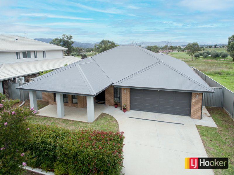 48 Peak Drive, Hillvue NSW 2340