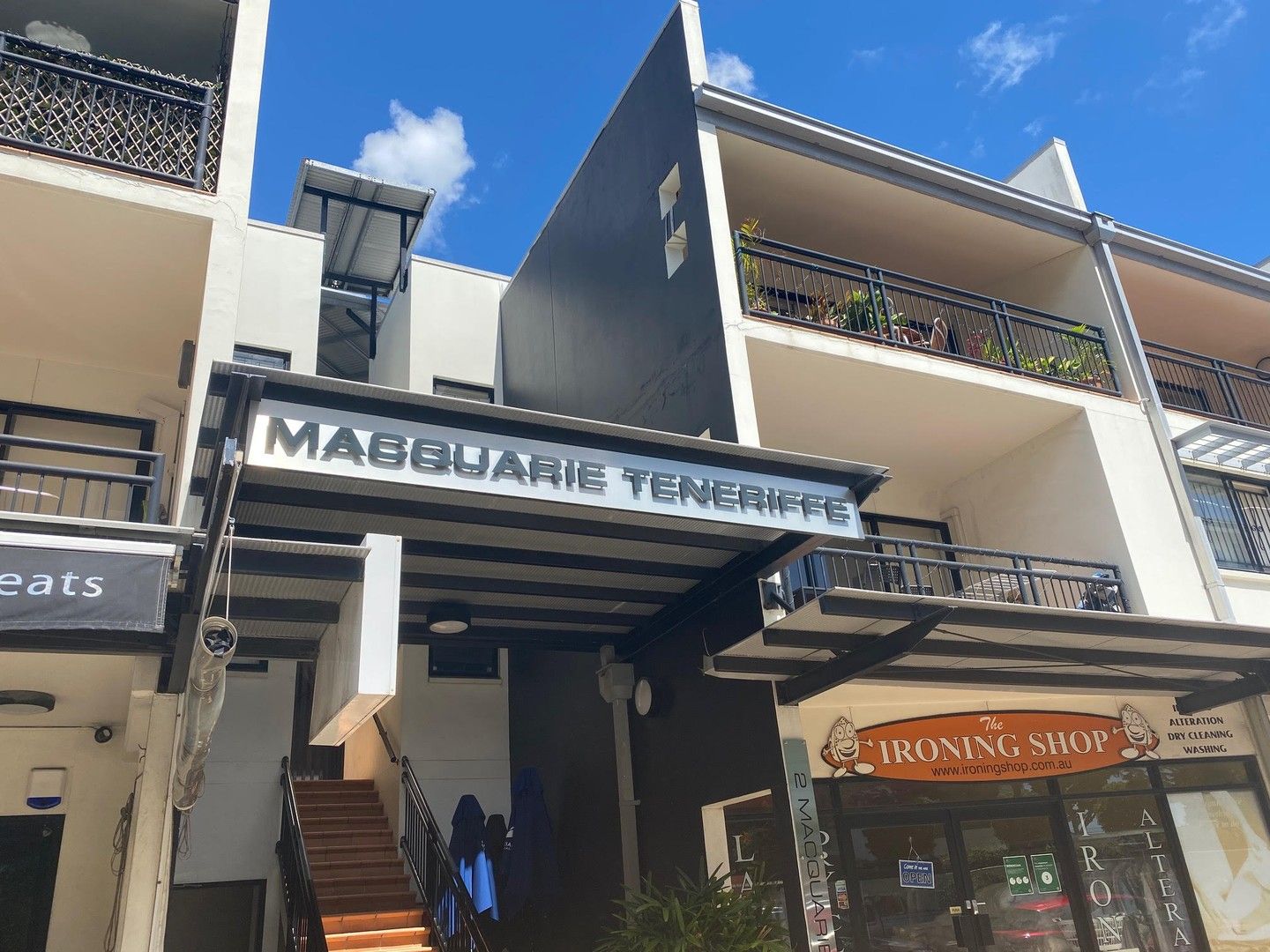 2 bedrooms Apartment / Unit / Flat in 1/2 Macquarie Street TENERIFFE QLD, 4005