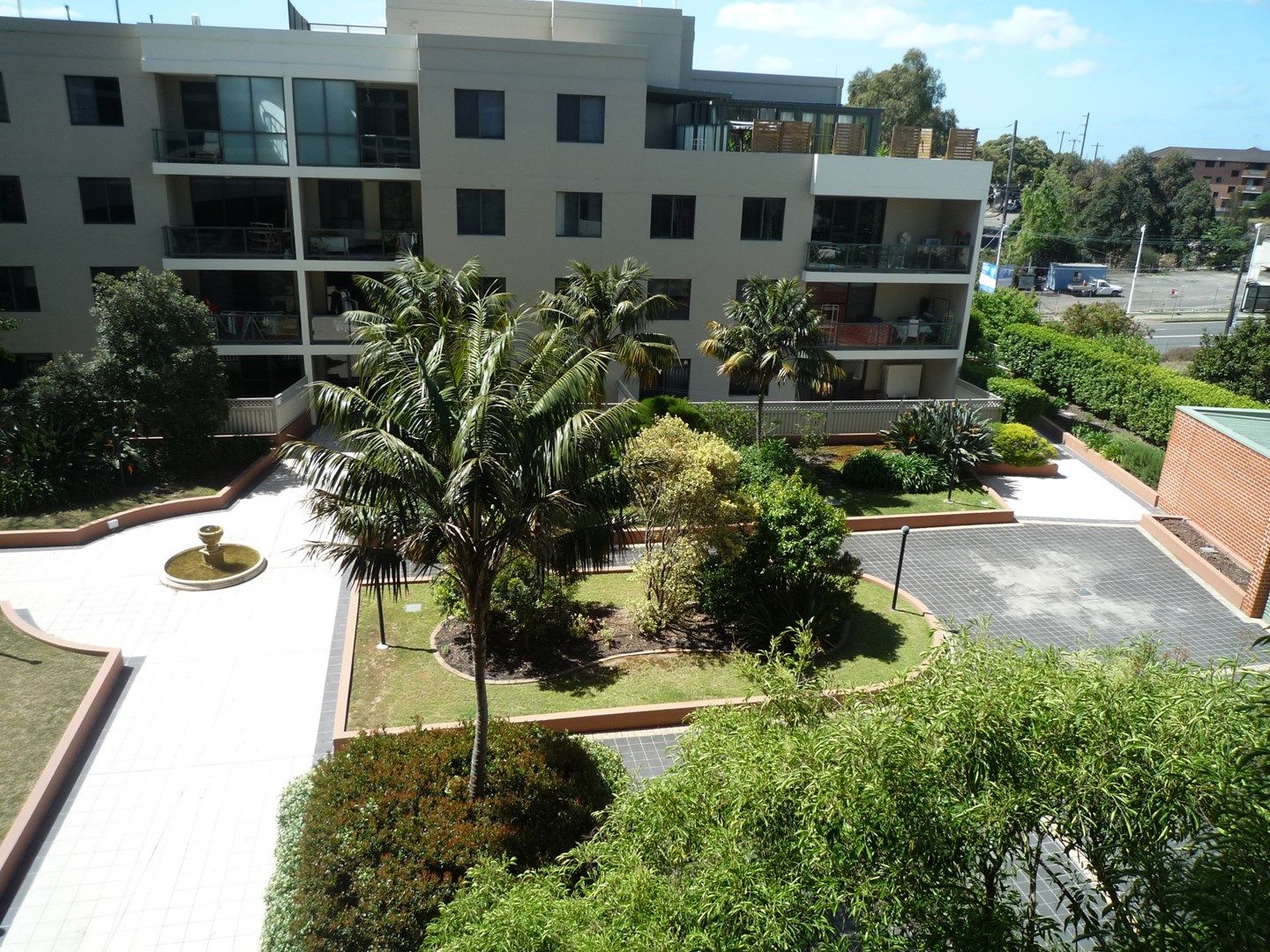 2 bedrooms Apartment / Unit / Flat in Ph95709992/323 Forest Road (Entry fr. Bridge St.) HURSTVILLE NSW, 2220