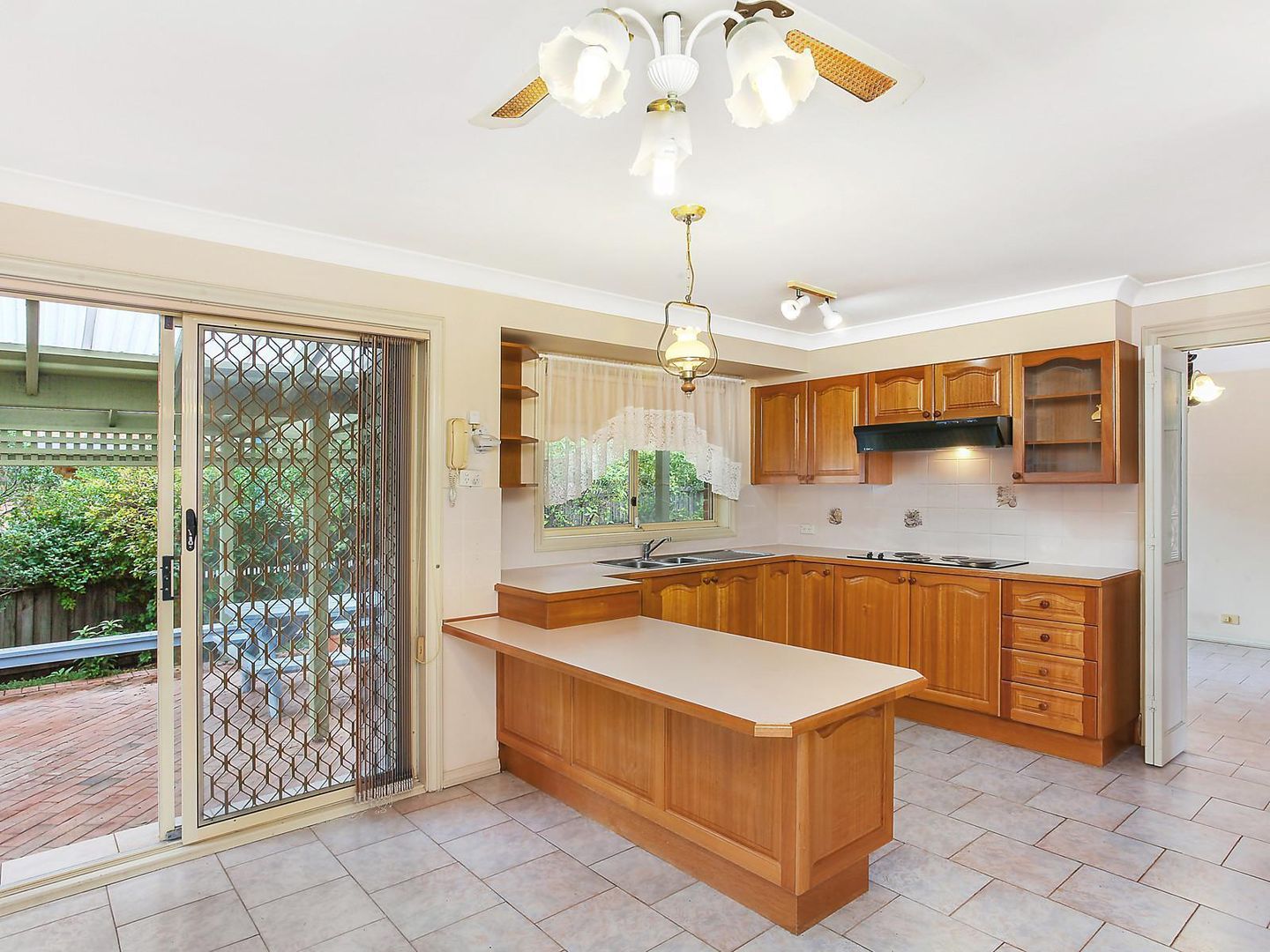 3/3 Treharne Close, Marsfield NSW 2122, Image 2