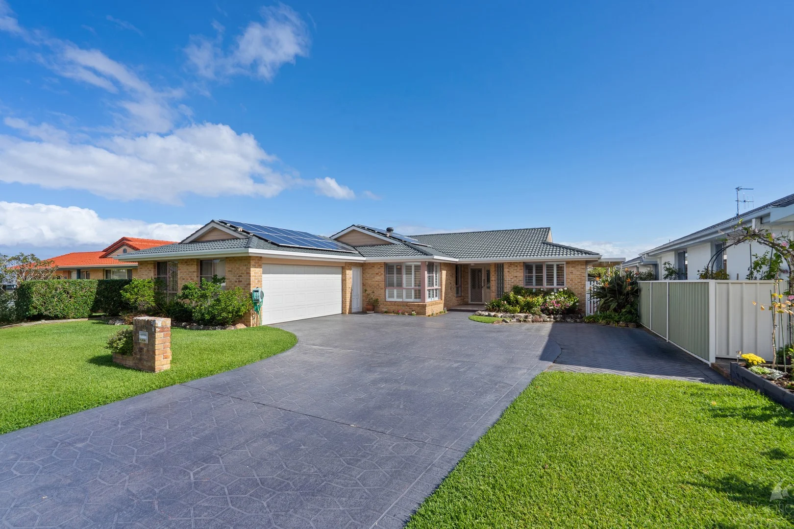 16 Undara Circuit, Forster NSW 2428