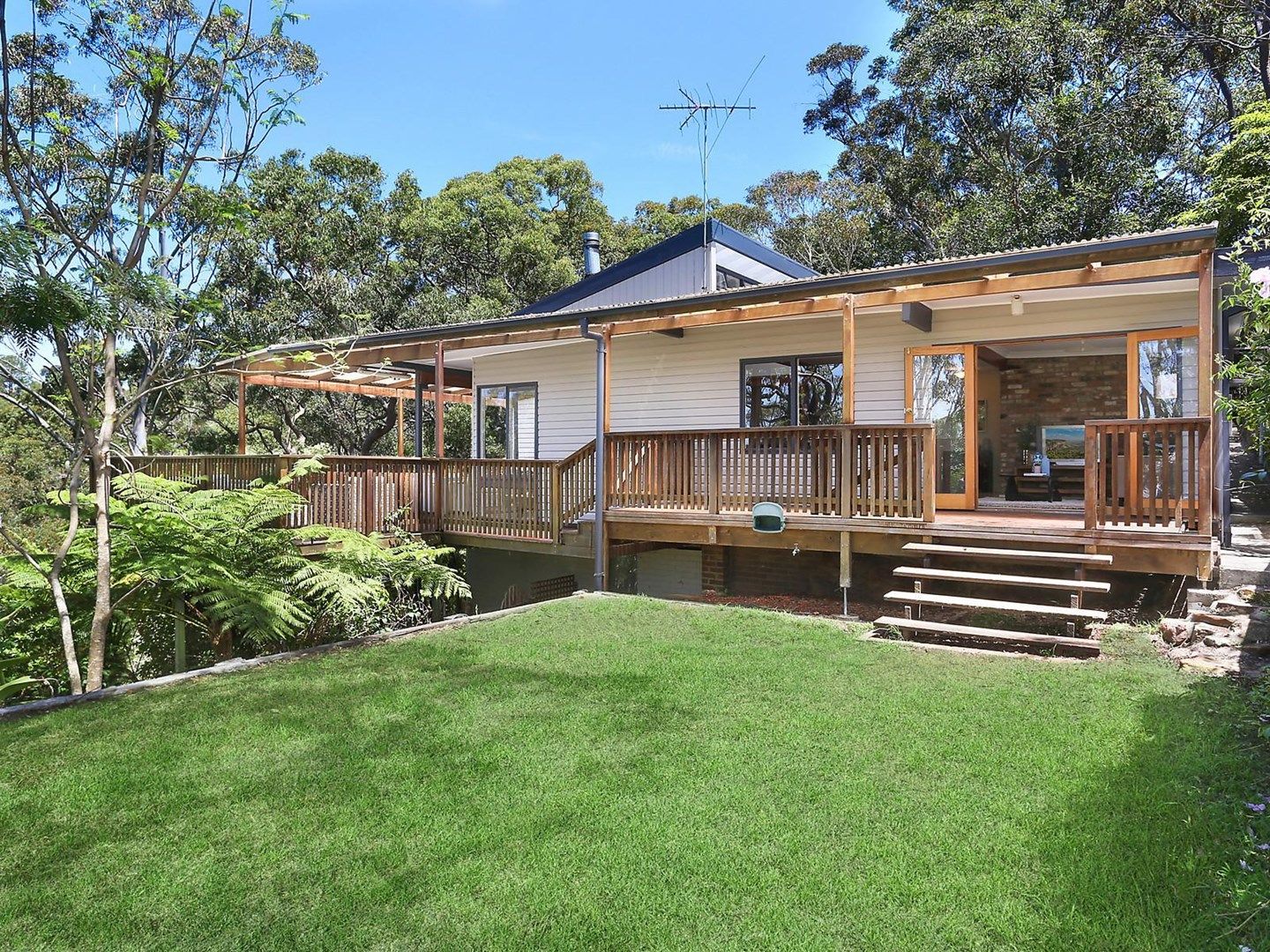 142 Somerville Road, Hornsby Heights NSW 2077, Image 0