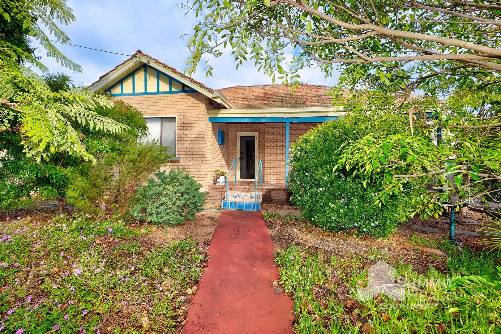 3 bedrooms House in 22 Mitchell Crescent CAREY PARK WA, 6230