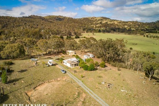 Picture of 112 Hutchinson Place, BURRA NSW 2620