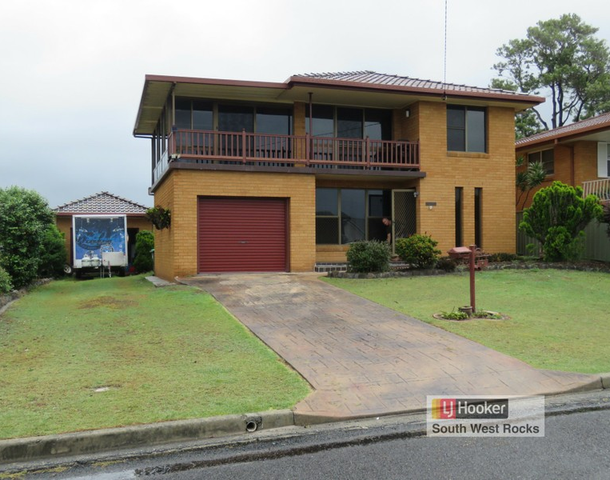 9 Emanuel Crescent, South West Rocks NSW 2431