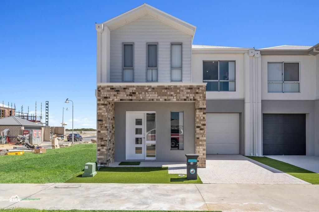 3 bedrooms House in 10 Boat Way GOLDEN BAY WA, 6174