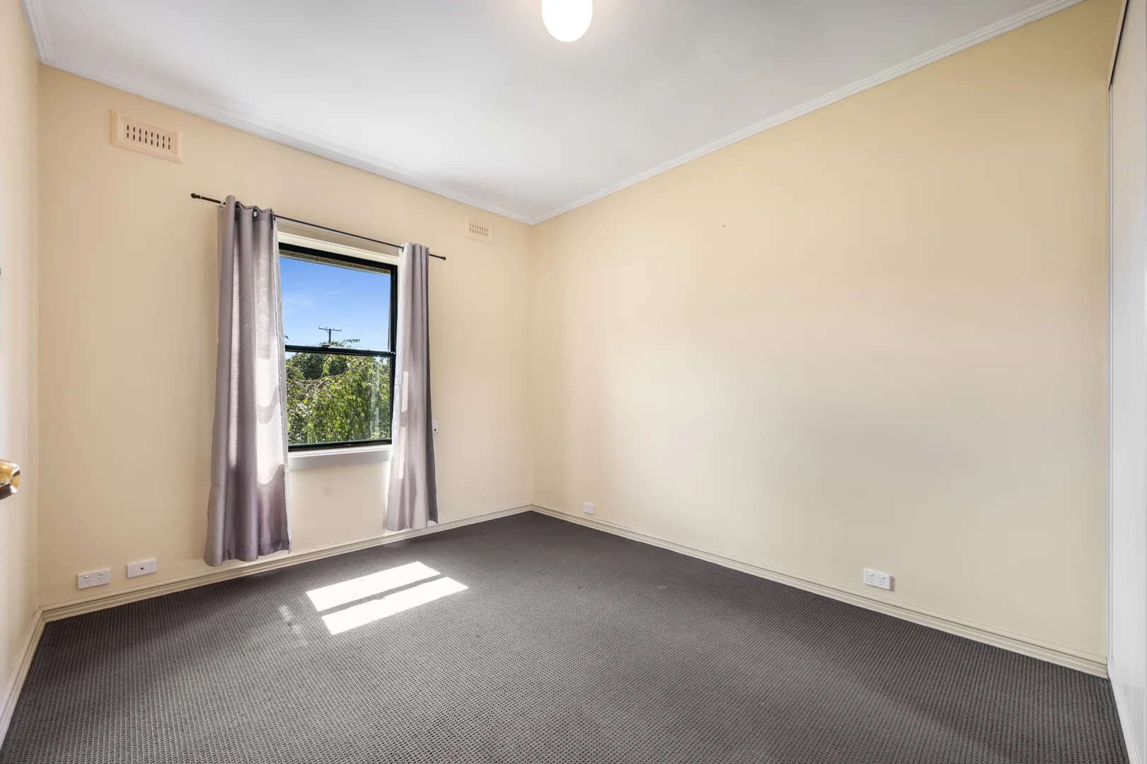 Additional image 4 of 4 Burton Street, Mount Gambier SA 5290