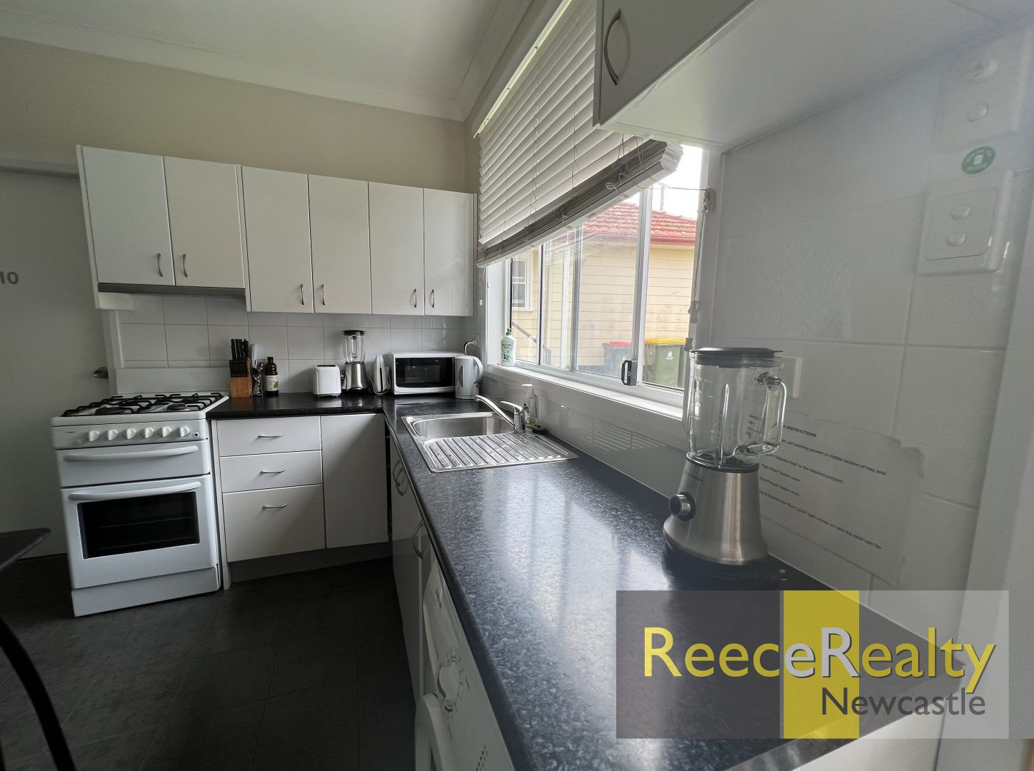 11 Lee Crescent, Birmingham Gardens NSW 2287, Image 1