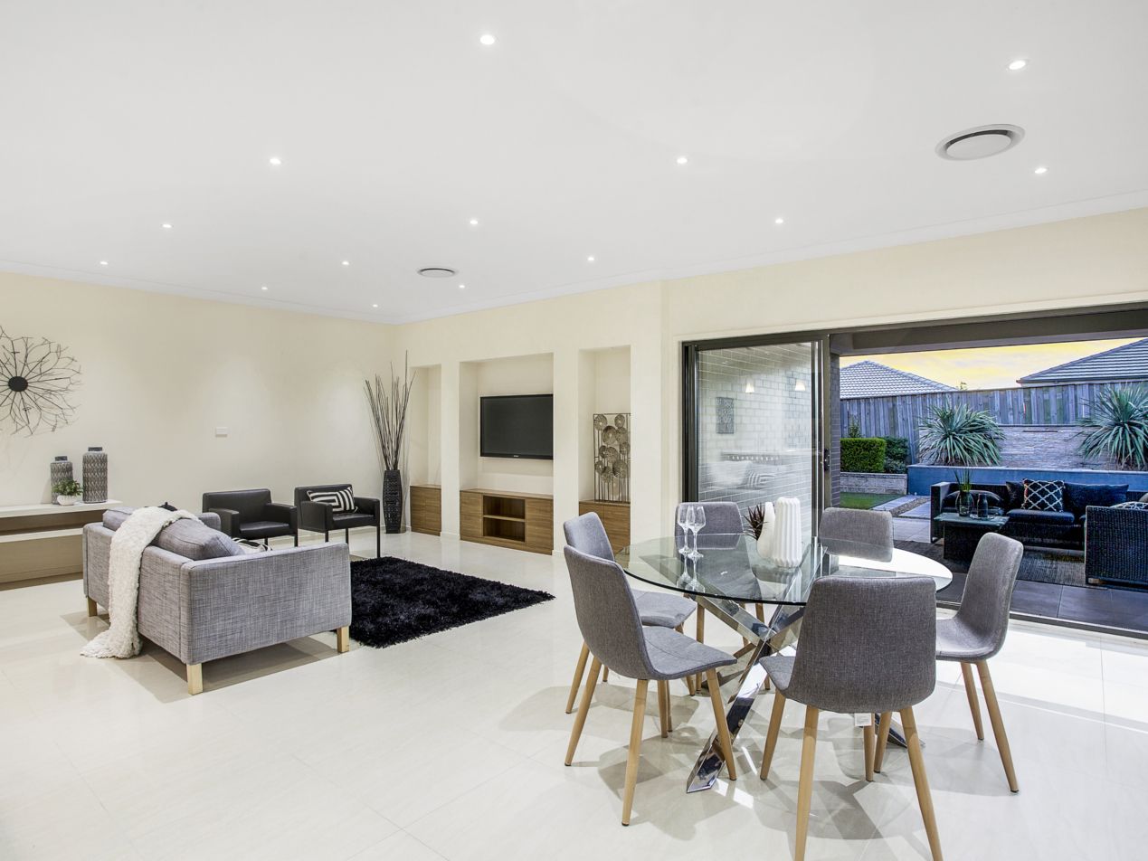 22 Halifax Way, Gledswood Hills NSW 2557, Image 2