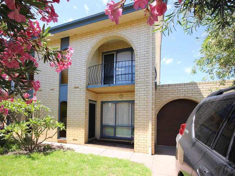 1/1 Curnow Street, Brighton SA 5048, Image 0