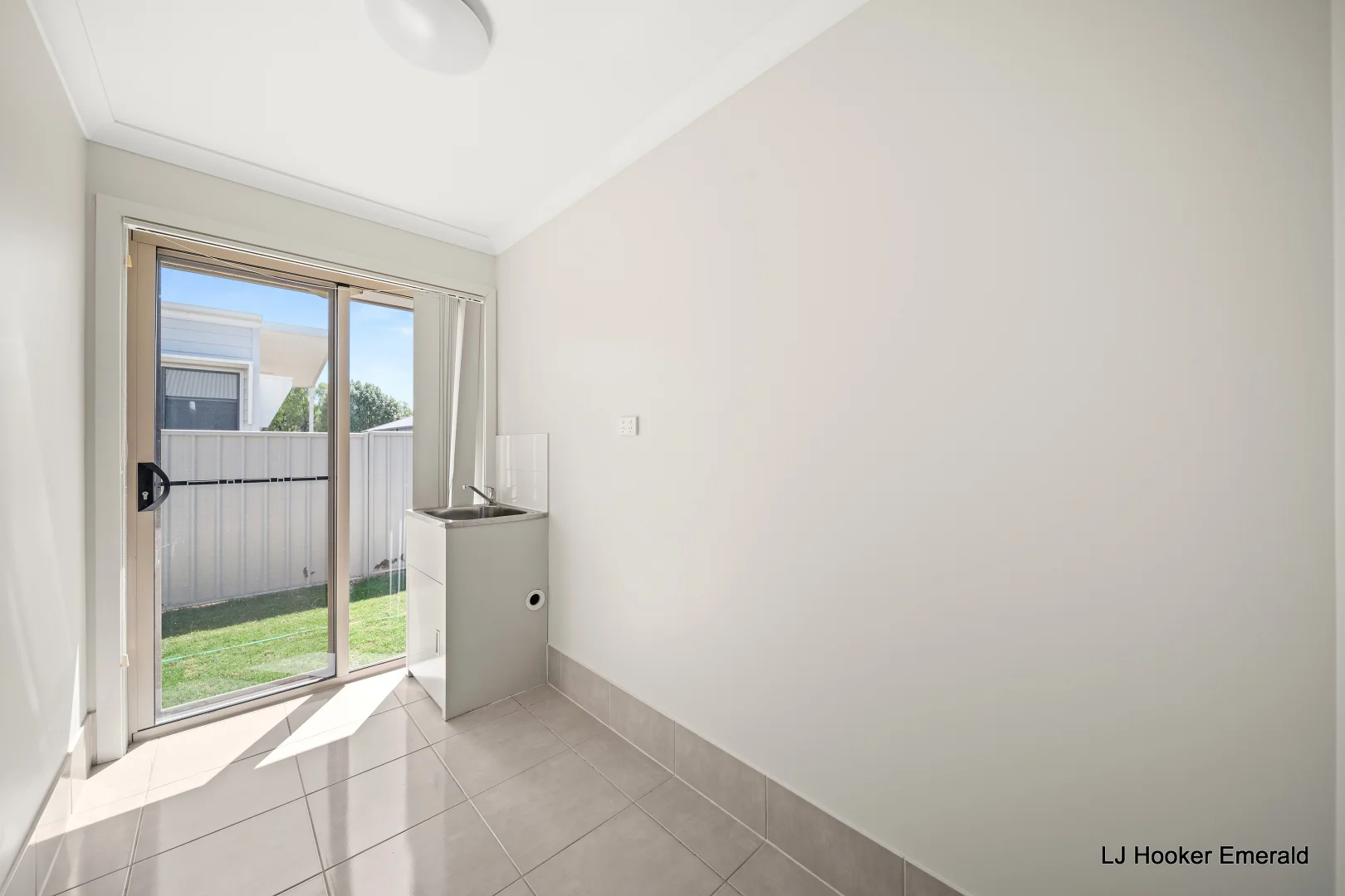 Additional image 9 of 3 Jade Street, Emerald QLD 4720