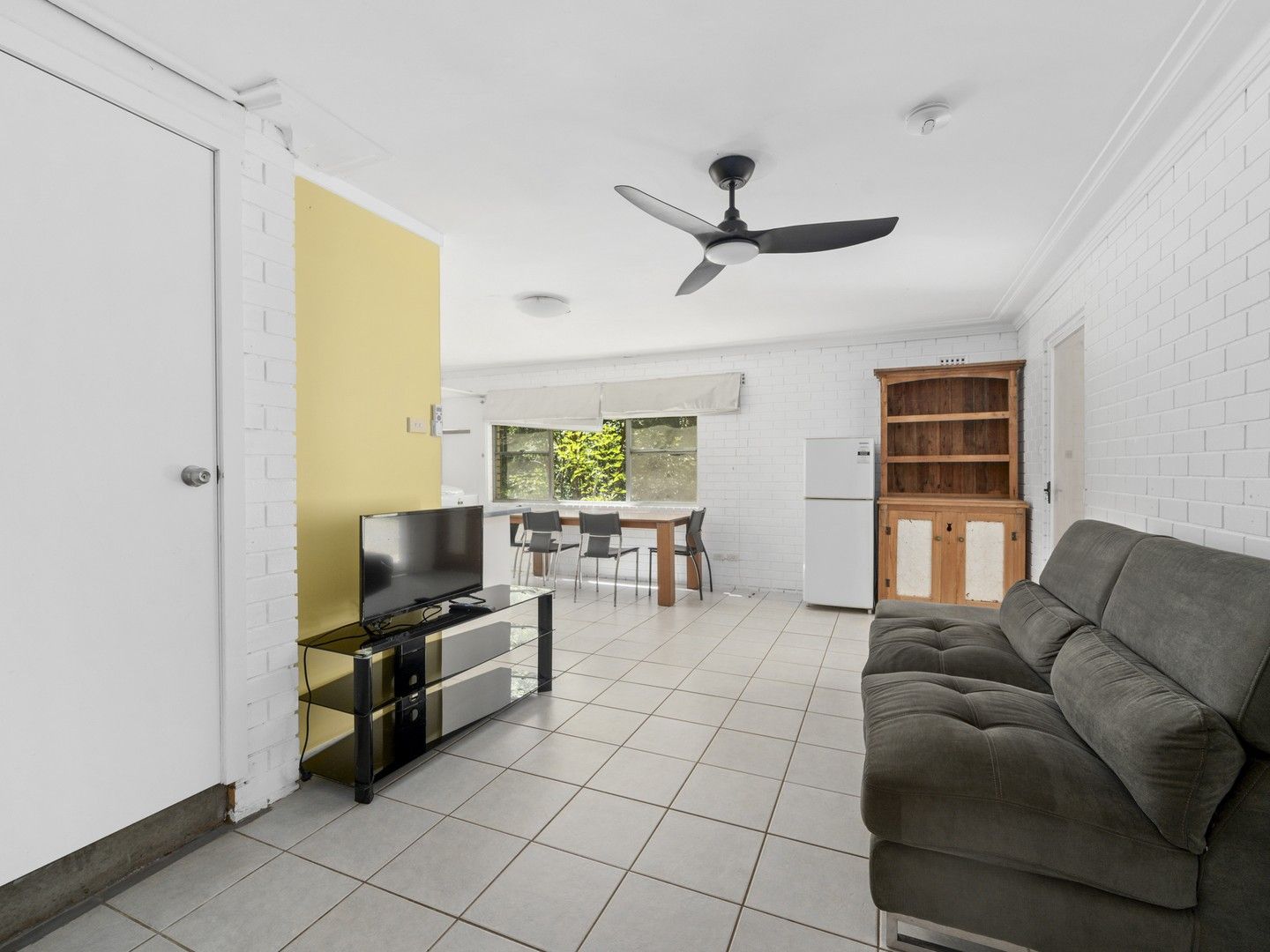 2 bedrooms Apartment / Unit / Flat in 2/250A Pacific Highway NORTH BOAMBEE VALLEY NSW, 2450