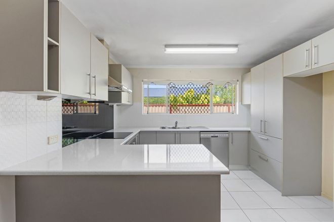 Picture of 15 Ashgrove Avenue, RUNAWAY BAY QLD 4216