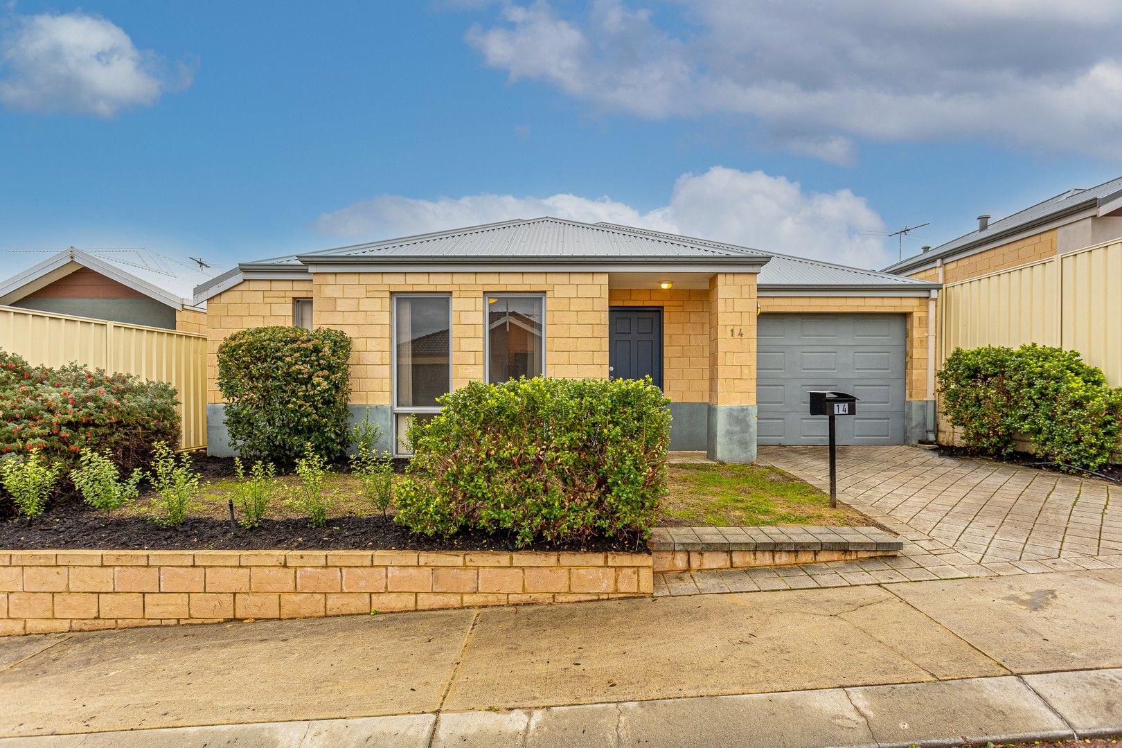 14 Jedburgh Loop, Sinagra WA 6065, Image 0