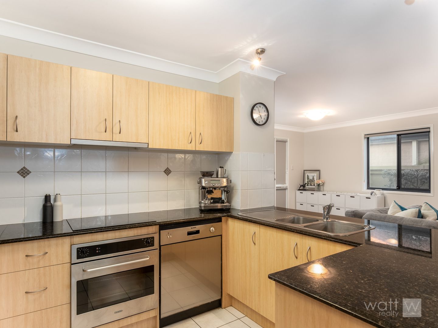 2/121 Albany Creek Road, Aspley QLD 4034, Image 1