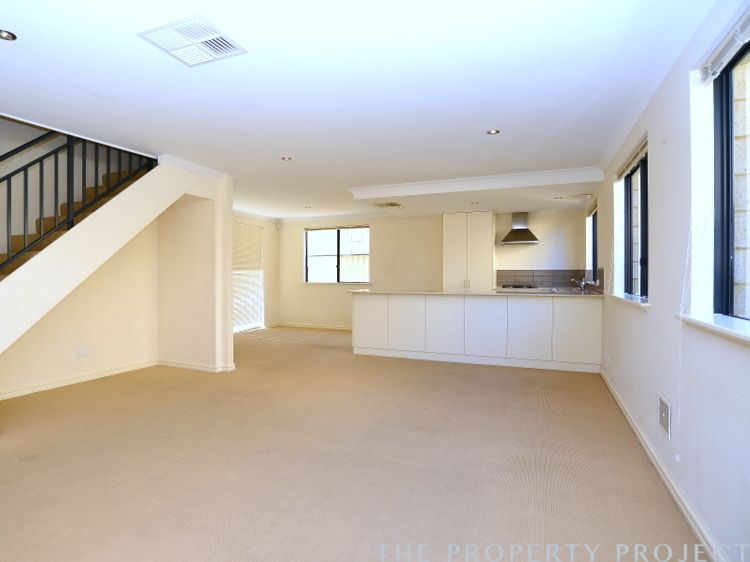 4/3 Elward Place, Balga WA 6061, Image 2