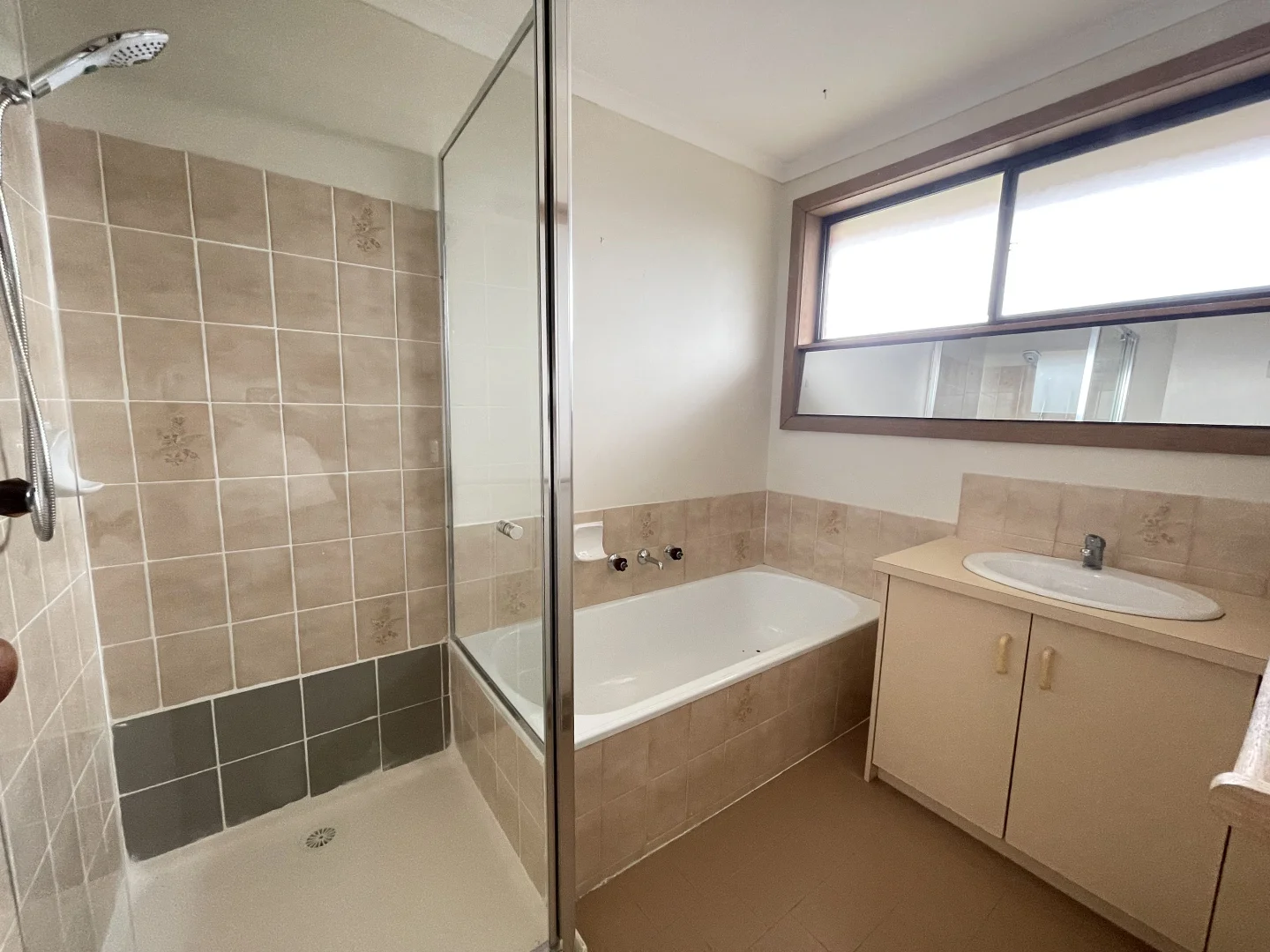 Additional image 7 of 5 Harwood Close, Mill Park VIC 3082