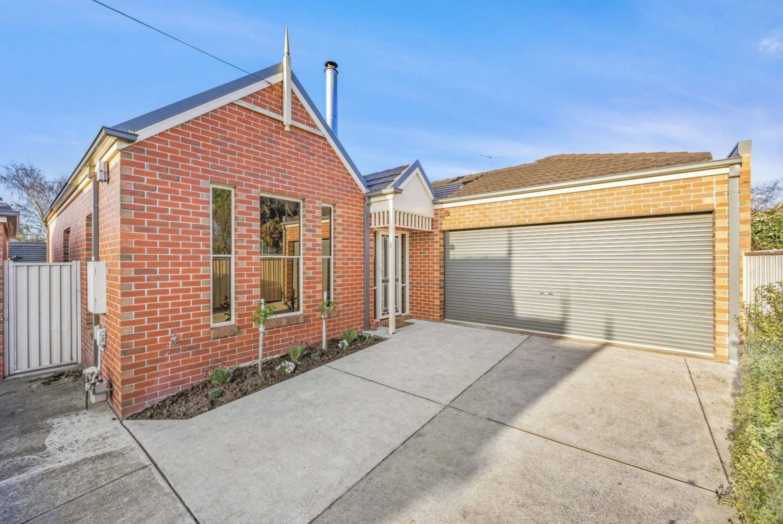 3 bedrooms House in 3/632 Doveton Street North SOLDIERS HILL VIC, 3350