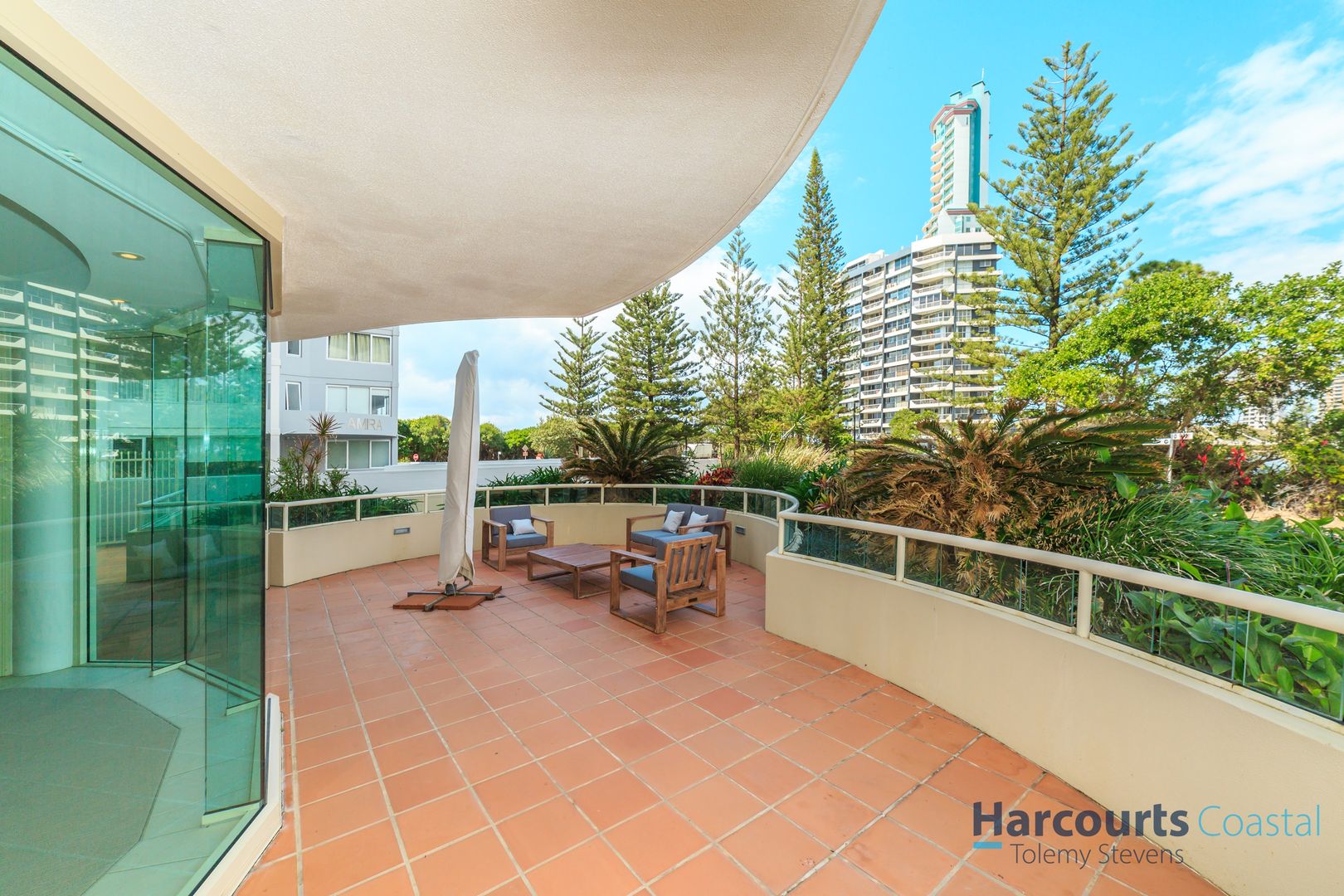 1/1 Cable Street, Main Beach QLD 4217, Image 2