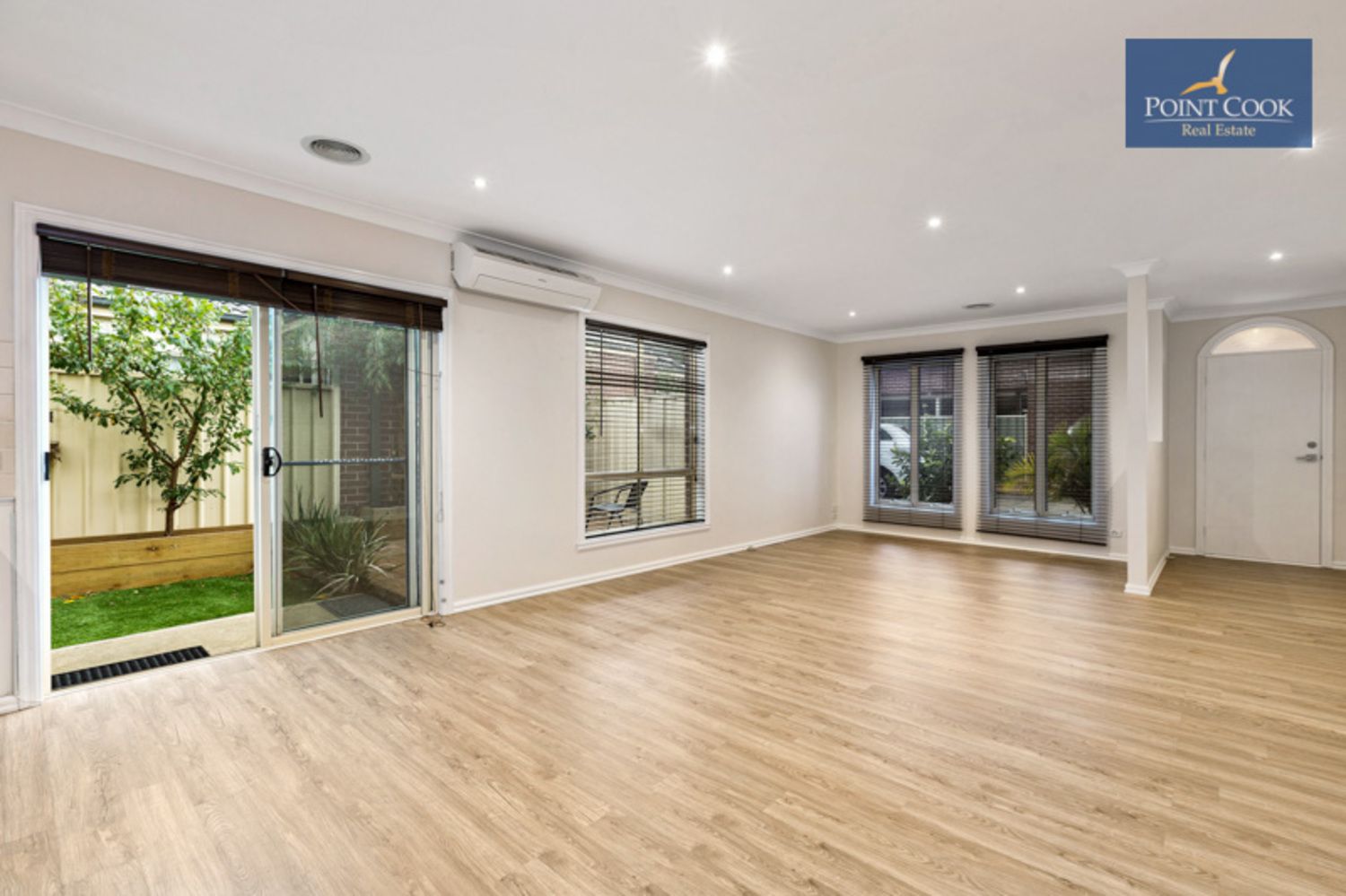 2/11 Covent Gardens, Point Cook VIC 3030, Image 2