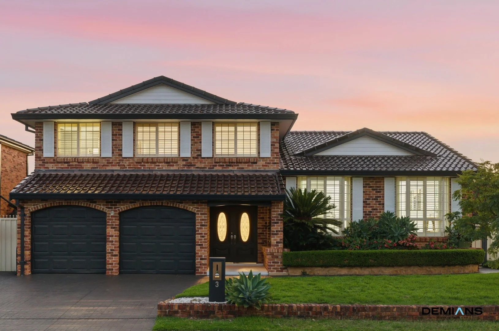 3 Merryville Court, Wattle Grove NSW 2173